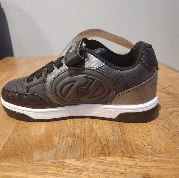 Heelys wheeled sneaker - Picture 3 of 5